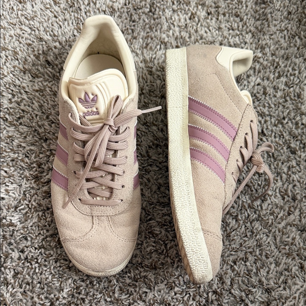 Adidas Women's Taupe and Lavender Sneakers